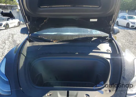 2024 Tesla Model Y из США, поврежденный, VIN 7SAYGDED2RF153059